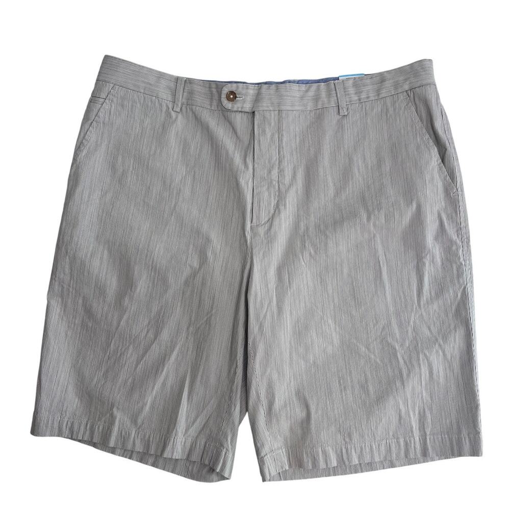J.McLaughlin Oliver Shorts Men’s 40 White Gray Fineline Stripe Stretch NWT